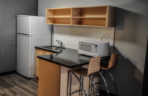Doon South Apartment | Residence & Conference Centre - Kitchener Waterloo