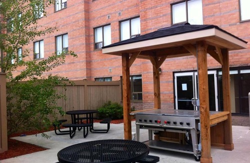 Doon South Apartment | Residence & Conference Centre - Kitchener Waterloo