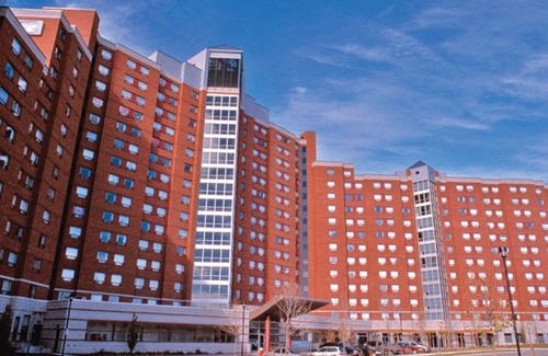 Hillcrest Village Apartment | Residence & Conference Centre - Toronto