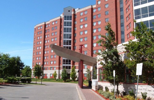 Hillcrest Village Apartment | Residence & Conference Centre - Toronto