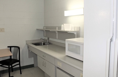 Welland Hotel | Residence & Conference Centre - Welland
