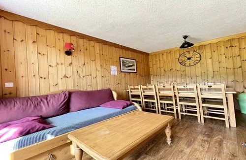 Puy-Saint-Vincent Ski Chalet | Residence Dame Blanche - DBAC24 - DUPLEX APPT IN CHALET - 4 CHAMBRES 10 PERSONS