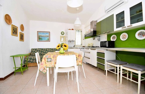 Rena Majore Apartment | Residence delle Palme, Bilocale delle Palme with sea view