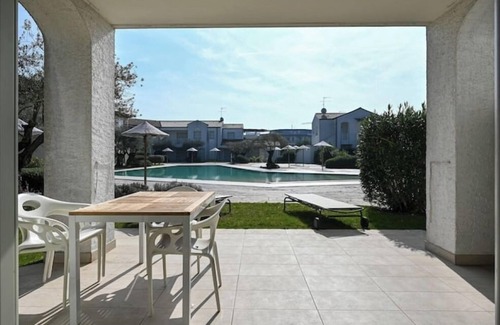 Lido di Jesolo Apartment | Residence esclusivo Les Maisons B3 con piscina, Jesolo Lido, Piazza Mazzini