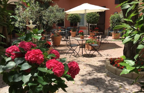 Montecatini Terme House | Residence Gloria
