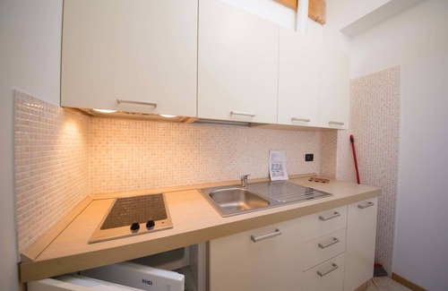 Canzolino House | Residence Hotel Miralago