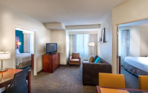 Court House Hotel | Residence Inn Arlington Courthouse