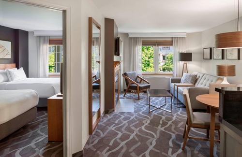 Mont-Tremblant Pedestrian Village Hotel | Residence Inn by Marriott Mont Tremblant Manoir Labelle