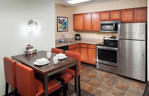 Overland Park Hotel | Residence Inn by Marriott Kansas City Overland Park