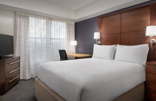 Overland Park Hotel | Residence Inn by Marriott Kansas City Overland Park