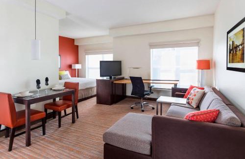 East Bloomington Hotel | Residence Inn by Marriott Bloomington by Mall of America