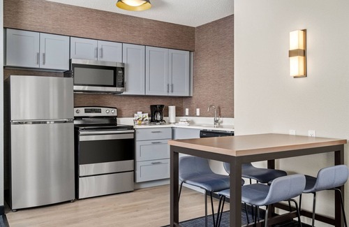 Warrenville Hotel | Residence Inn by Marriott Chicago Naperville/Warrenville