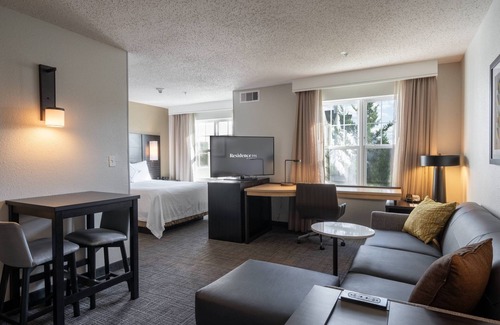 Princeton Hotel | Residence Inn by Marriott Princeton at Carnegie Center