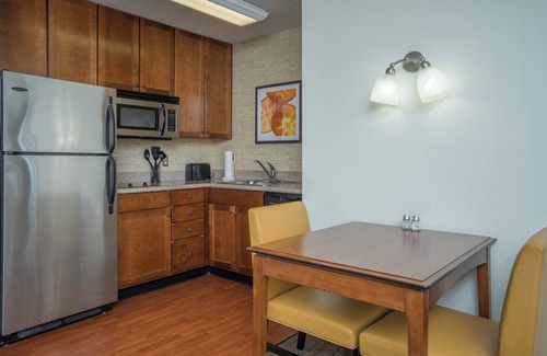 Salisbury Hotel | Residence Inn by Marriott Salisbury