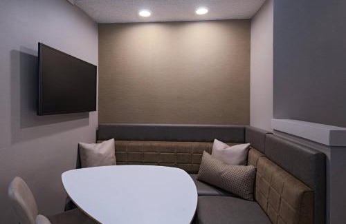 Gateway Hotel | Residence Inn by Marriott Austin The Domain Area