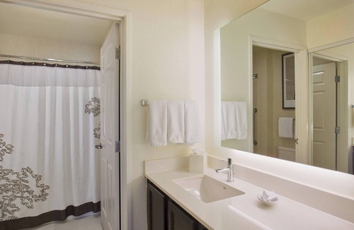 Pontiac Hotel | Residence Inn by Marriott Detroit Pontiac Auburn Hills