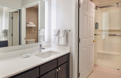 Novi Hotel | Residence Inn by Marriott Detroit Novi