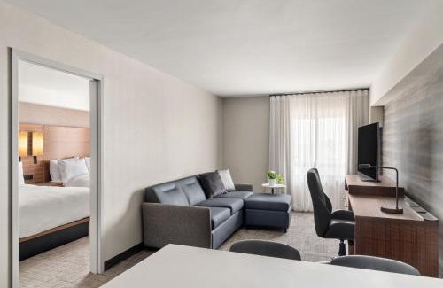 Laval Hotel | Residence Inn by Marriott Laval