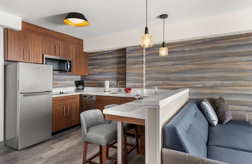 Laval Hotel | Residence Inn by Marriott Laval