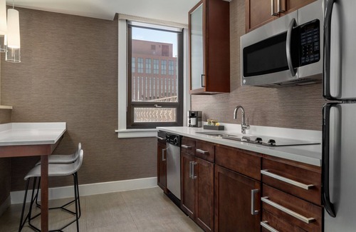 Downtown Omaha Hotel | Residence Inn by Marriott Omaha Downtown/Old Market Area