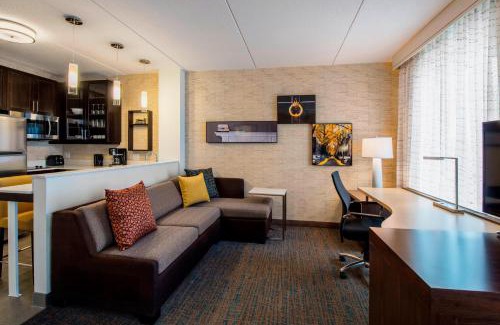 Regina Hotel | Residence Inn by Marriott Regina