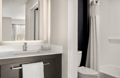 Quad Cities Hotel | Residence Inn by Marriott Davenport