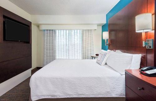 Fort Myers Hotel | Residence Inn by Marriott Fort Myers