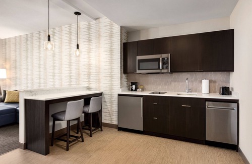 Queens Hotel | Residence Inn by Marriott New York JFK Airport
