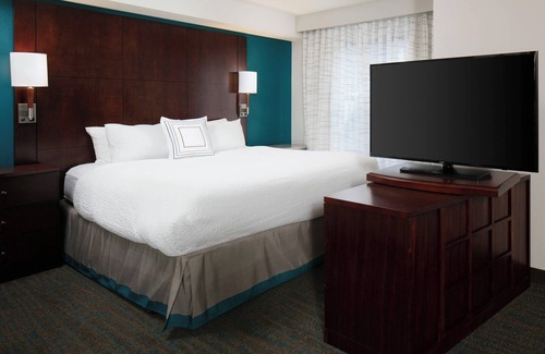 Lincoln Hotel | Residence Inn by Marriott Lincoln South