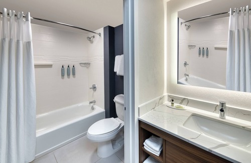 Whitby Hotel | Residence Inn by Marriott Whitby