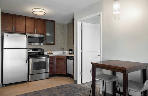 Champaign Hotel | Residence Inn Champaign