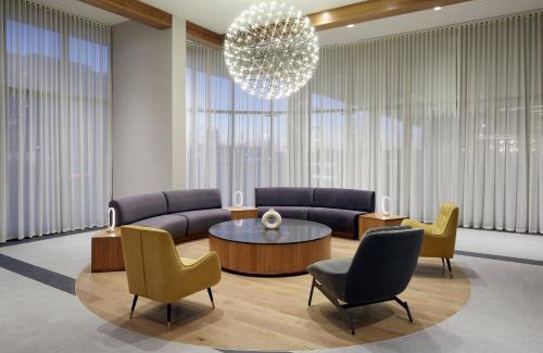 Cote-Des-Neiges—Notre-Dame-De-Grace Hotel | Residence Inn Montreal Midtown
