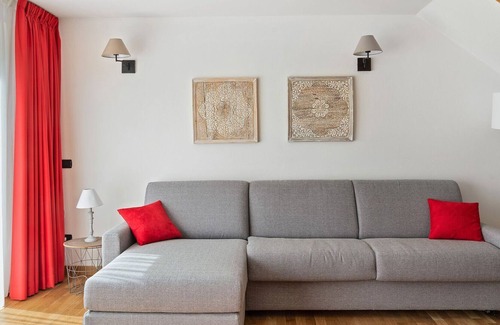 Gressoney-Saint-Jean Apartment | Residence in Gressoney-saint-jean with 1 bedrooms sleeps 6