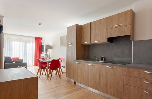 Gressoney-Saint-Jean Apartment | Residence in Gressoney-saint-jean with 1 bedrooms sleeps 4