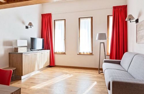 Bieltschocke Apartment | Residence in Gressoney-saint-jean with 1 bedrooms sleeps 6
