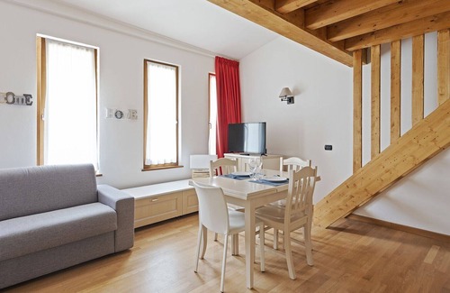 Gressoney-Saint-Jean Apartment | Residence in Gressoney-saint-jean with 1 bedrooms sleeps 4