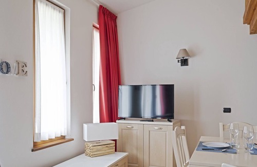 Gressoney-Saint-Jean Apartment | Residence in Gressoney-saint-jean with 1 bedrooms sleeps 4
