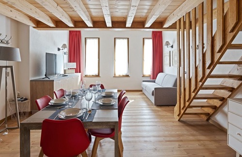 Gressoney-Saint-Jean Apartment | Residence in Gressoney-saint-jean with 2 bedrooms sleeps 6