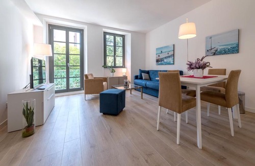 Roiano-Gretta-Barcola-Cologna-Scorcola Apartment | Residence La Torre con private park