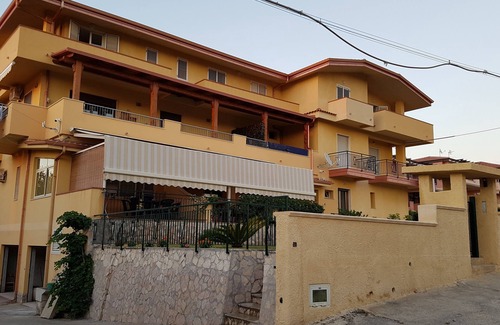 Ricadi Apartment | Residence Laura Holiday in Capo Vaticano.