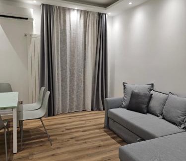 Cesano Boscone Apartment | Residence Laura