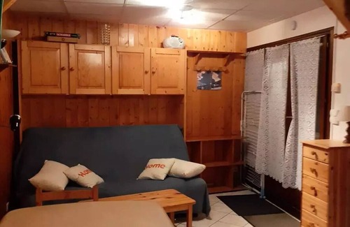 Saint-Jean-d'Arves Apartment | Residence Le Balcon De L'alpe - Apartment 6 people in small condominium near the slopes