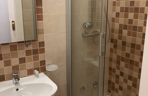 Avezzano House | Residence Le Ginestre Double Room No. 1