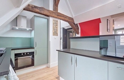 Moulins Apartment | *Residence Le Théâtre" Le Vert, apartment for 6 people