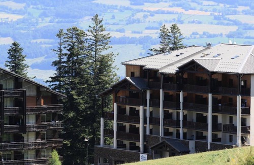 Selonnet Apartment | Residence Les Blanches Provençales - 2 Rooms 5/7 People Mountain Corner Duplex