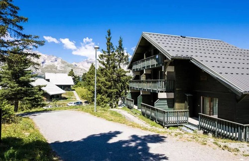 La Joue du Loup Apartment | Residence les Chalets D'aurouze - maeva Home - 2 room apartment for 6 people - Budget