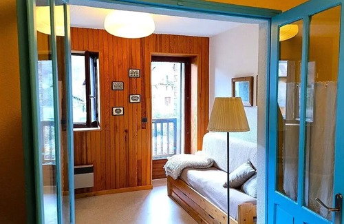 Pelvoux Apartment | Residence Maison Pelmou-pelvoux - Nice T3 apartment in country house for 6 people with balcony.