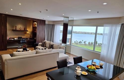 East Perth Hotel | Residence on Langley Park