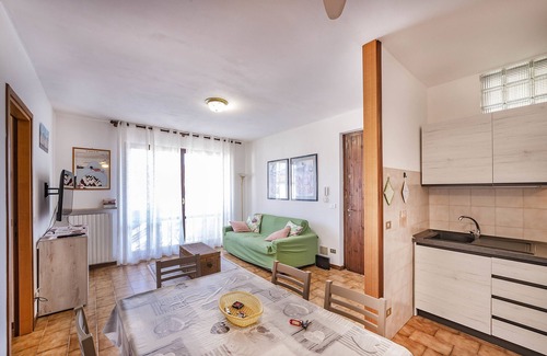 Bardolino Apartment | Residence San Zeno 3, Bardolino ,WI-FI, AC, park