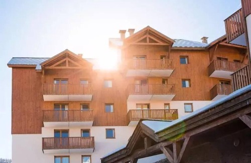 Puy-Saint-Vincent Apartment | Residence The Gentianes - Studio 2 persons (PMR)-Residence LES GENTIANES